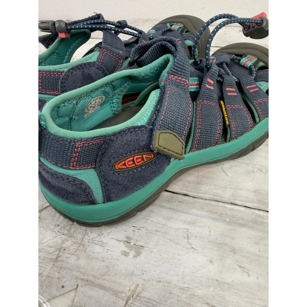 Keen Newport H2 Waterproof Sandals Blue Teal Pink Kids Size 4 Big Kid 1018315